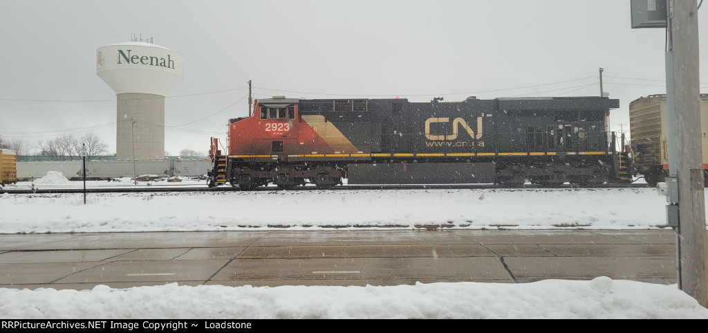 CN 2923